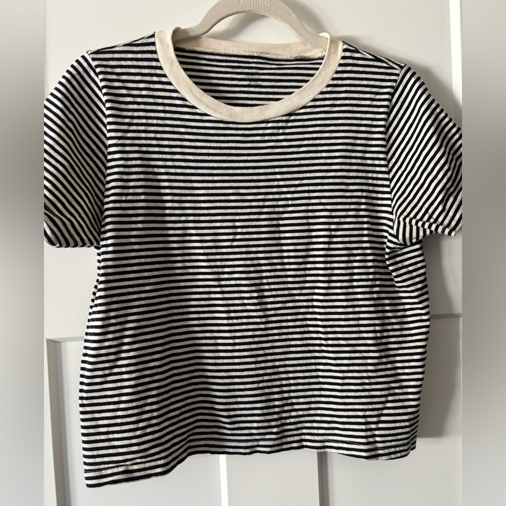 Brandy Melville Striped Tee one size Nancy/Cream